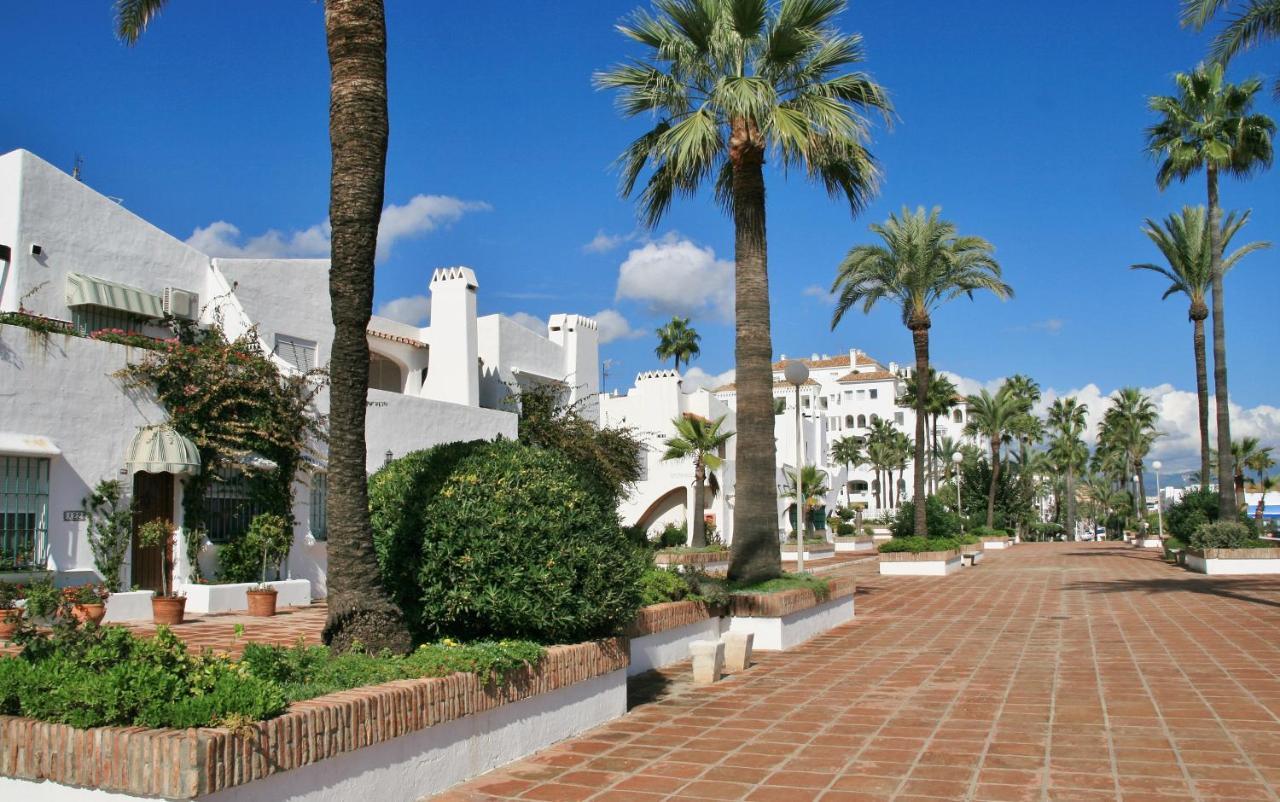 Costa Del Sol, Puerto De La Duquesa Apartment Castillo de Sabinillas Екстериор снимка